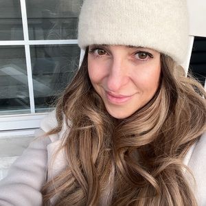 Meet your Posher, Karine